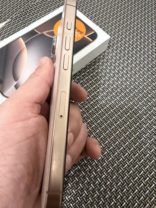 Iphone 16 Pro 256 gb Desert Titanium