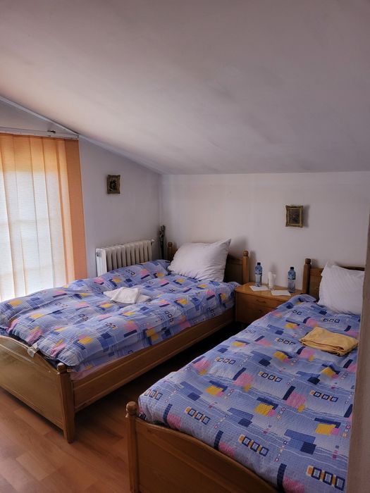 Inchiriez de revelion