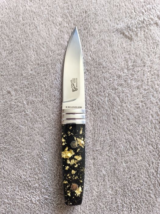 Cutit dimensiuni mici plus teaca