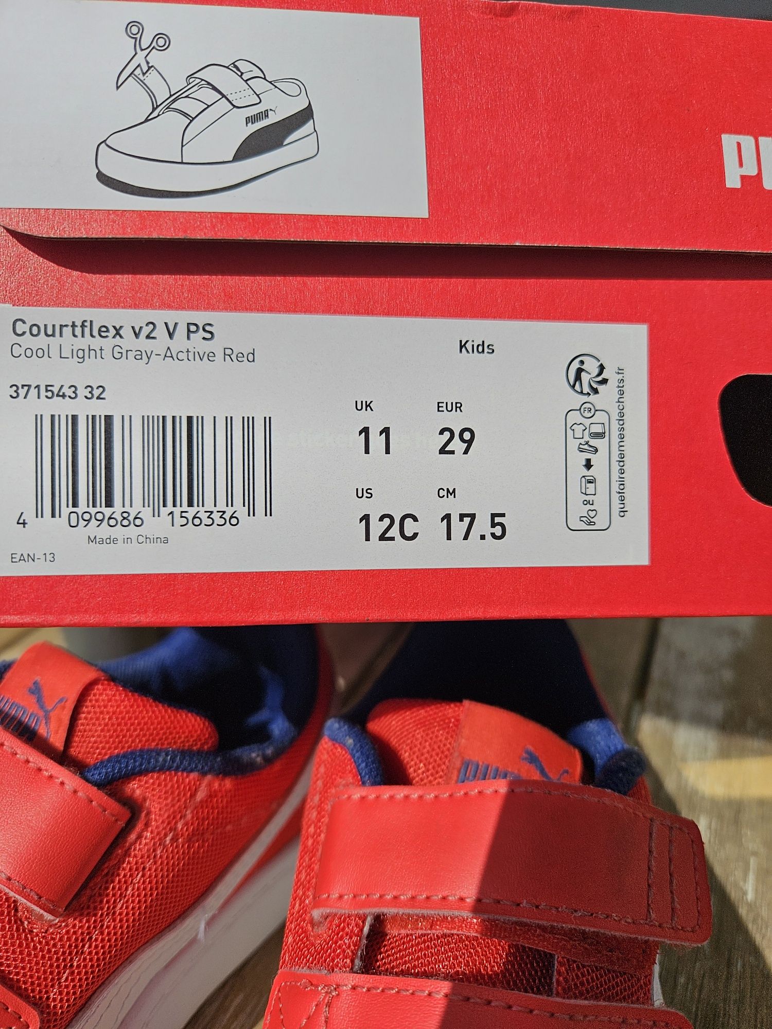 Затворени детски обувки Puma, 29 р.
