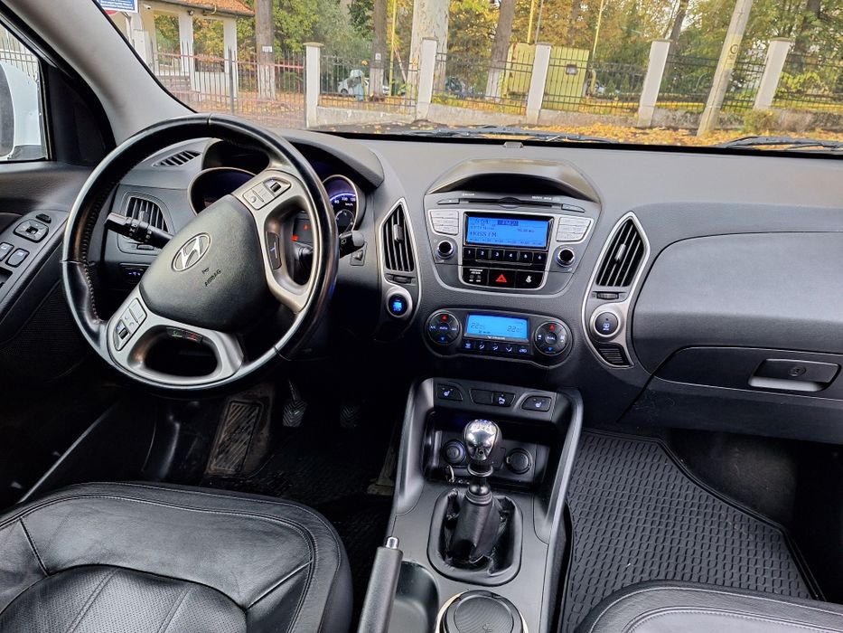 HYUNDAI IX35 2011 , 2.0 CRDI ,4X4