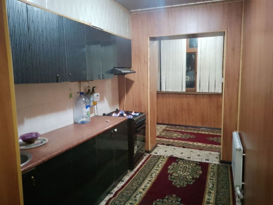 3 xonali uy sotiladi