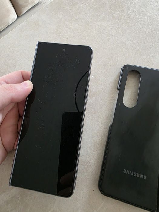 Vând Samsung Fold 4