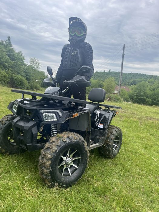 Vand atv 200cc  functioneaza perfect