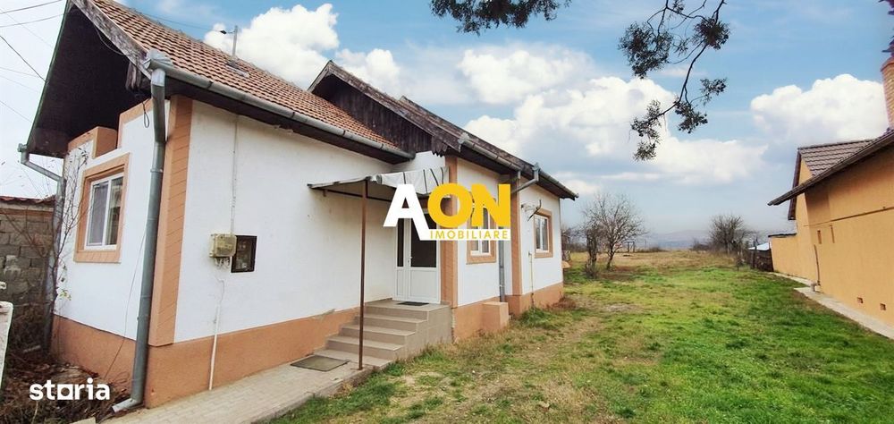 Casa 2 camere, 974 mp teren, Micesti