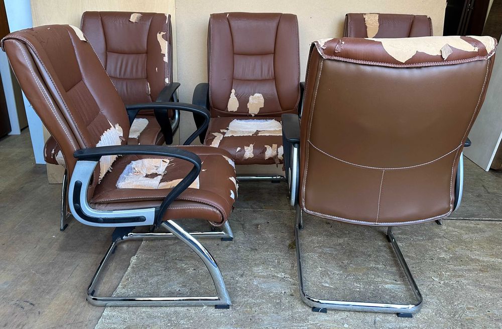5 buc Scaun de Conferinta cu brate; Fotoliu fix; PENTRU RETAPITARE