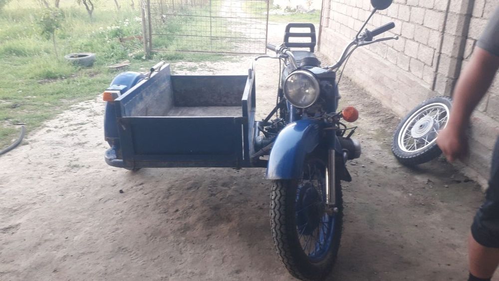 Урал матацикл сотилади