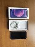 iPhone 12 mini.