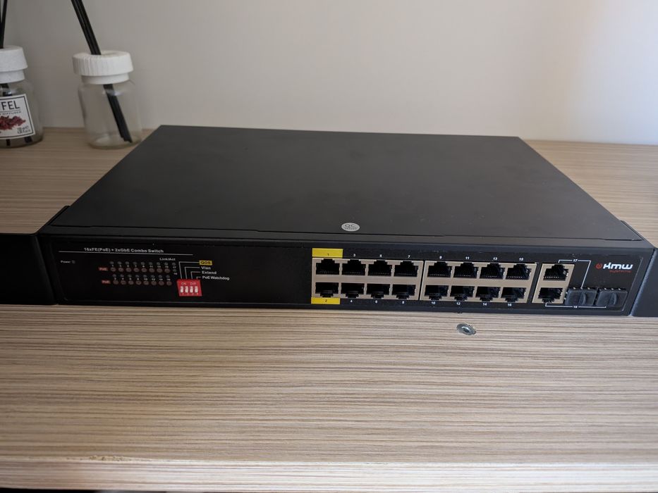 Switch PoE 16 + 2 (combo) porturi KM-PoE1602ES-AI-200