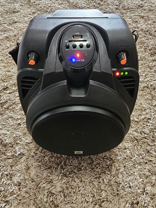 Boxa Akai X6 + JBL Stage 1