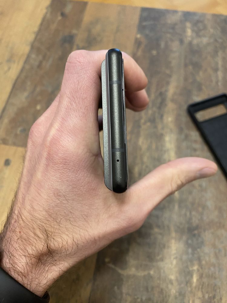 Google Pixel 6 128 gb за части или възстановяване.