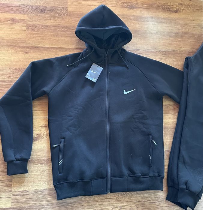 Мъжки,ватиран,черен екип Nike ГОЛЕМИ РАЗМЕРИ
