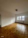 Apartament 3 camere, 63 mp, Semicentral