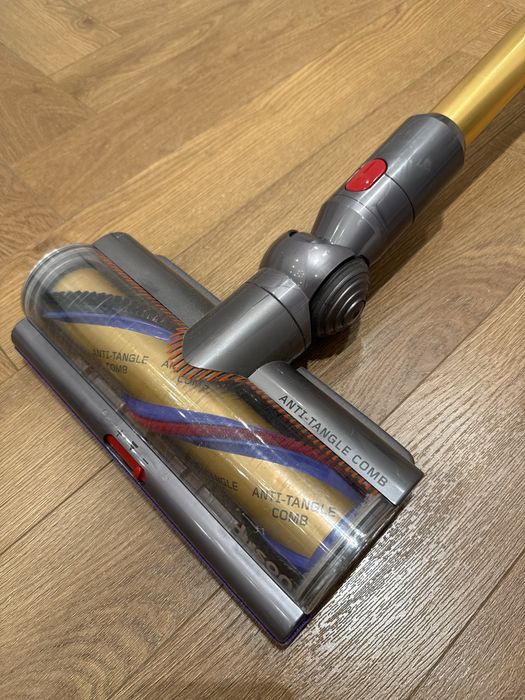 Пылесос Dyson V15