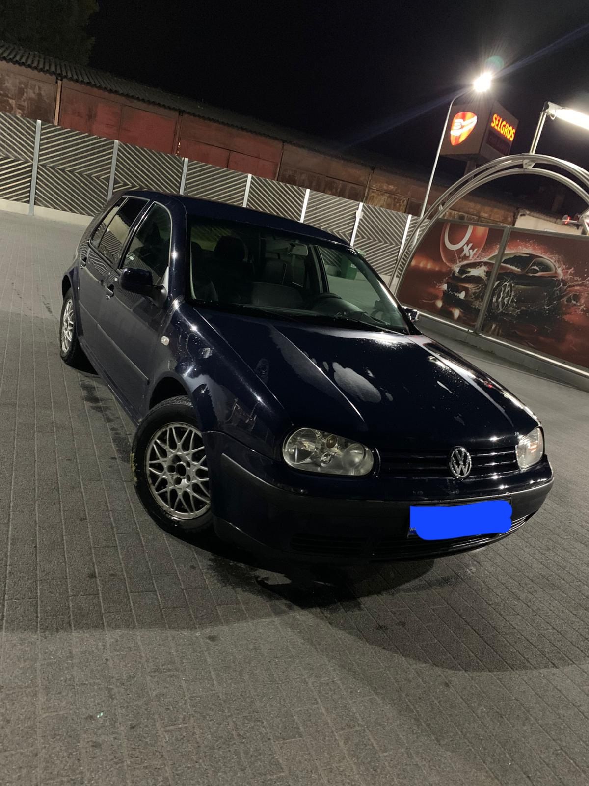 Vand golf 4 14 benzina