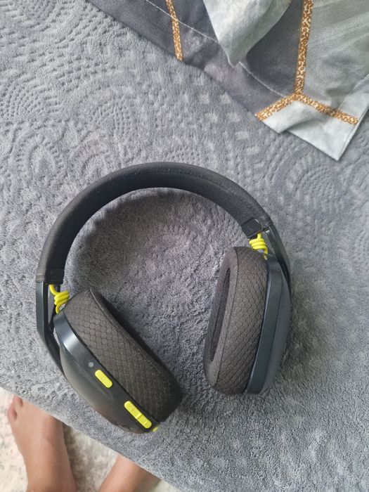 Vand pachet unitate de gaming cu casti Logitech g435