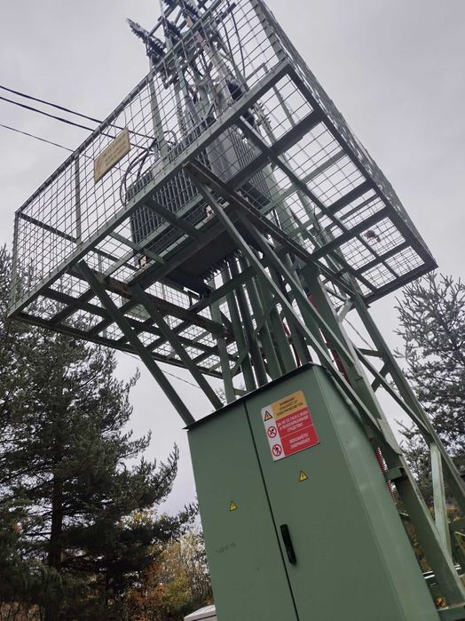 Парцел в регулация, ток и вода