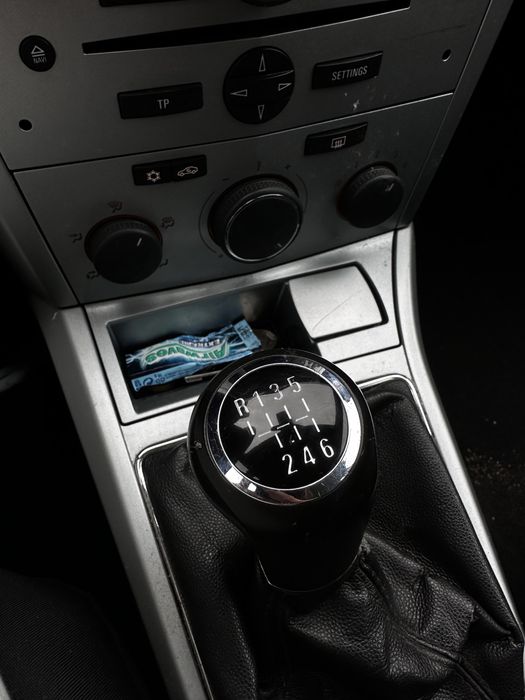 Se vinde Opel Astra H