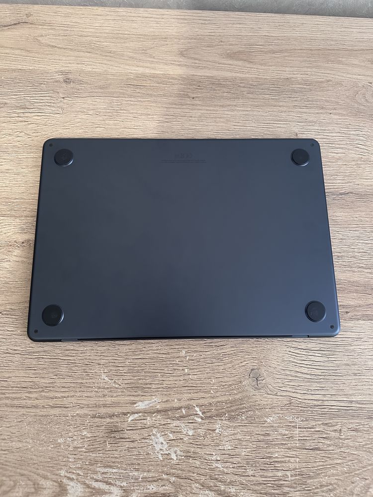 MacBook Air m3 2024