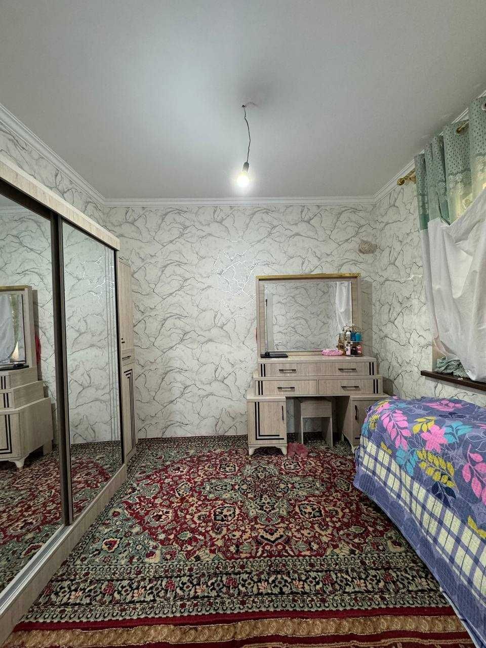 3 sotiqli tayyor hovli sotiladi.