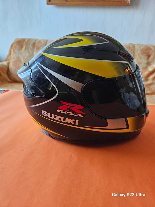 Каска Shoei GSXR