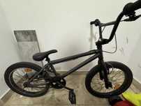 Bicicleta pentru scheme BMX
