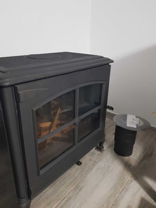 Șemineu fontă chamotte