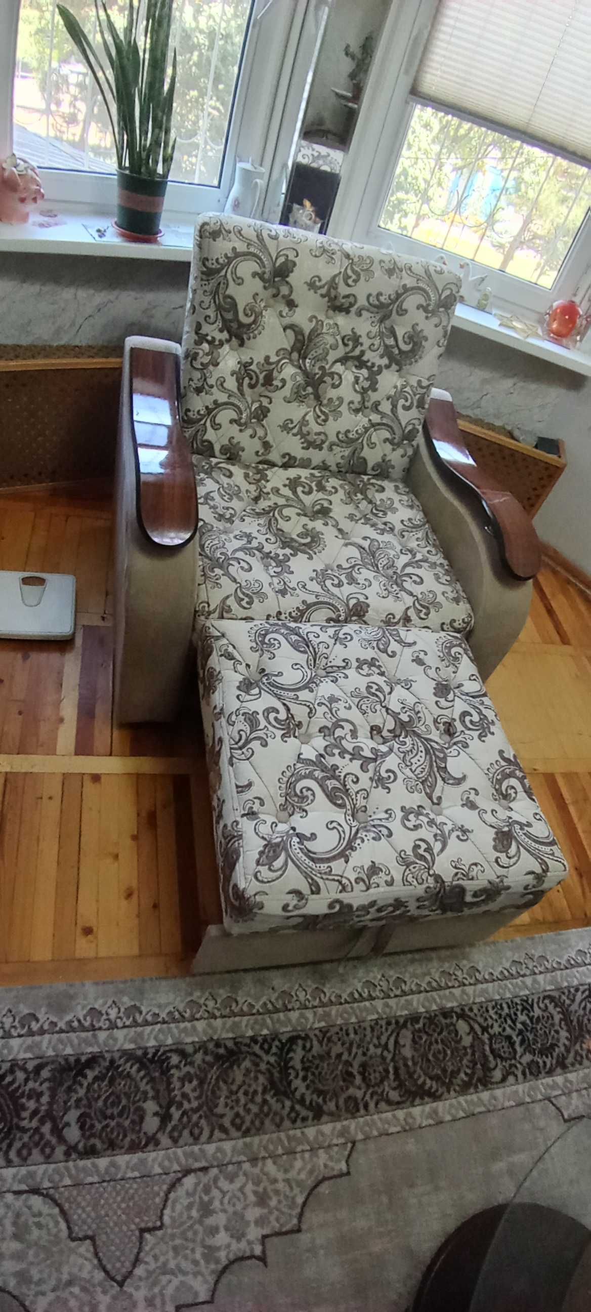 Диван кровать и кресло кровать