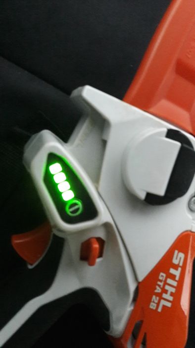 Vând drujbă Stihl GTA-26