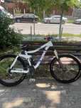 Mtb kona stinky deluxe(downhill/enduro/freeride)