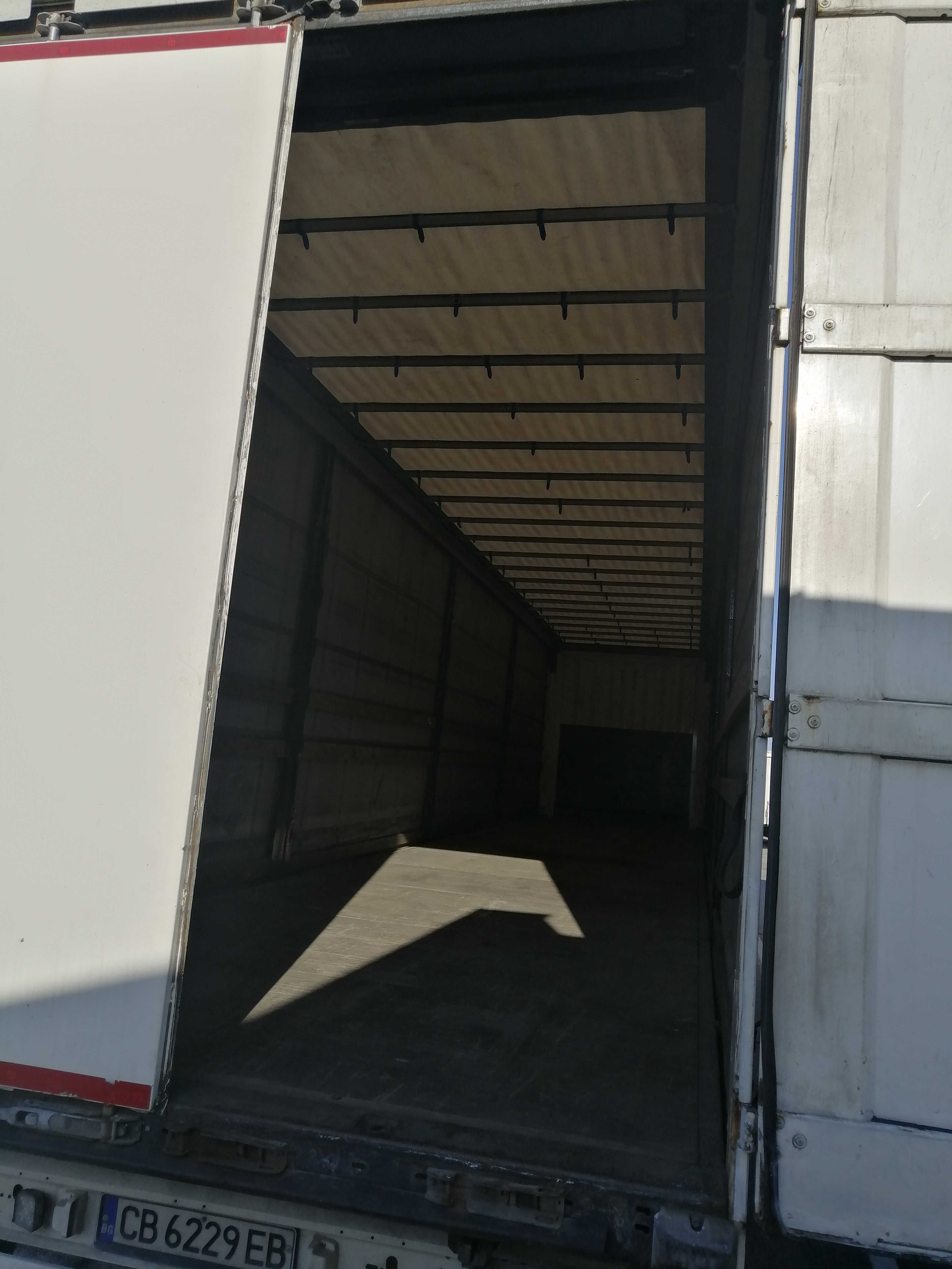 Полуремарке Krone Profi Liner Standard