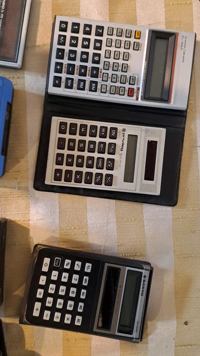 Calculatoare buzunar unele solare