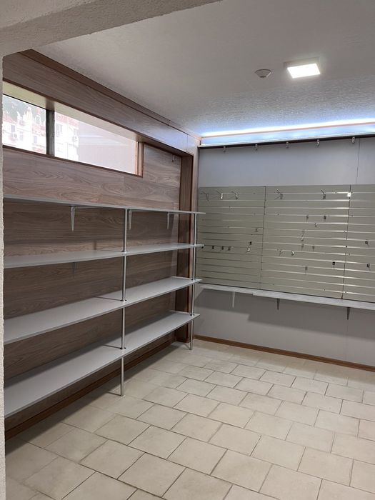 Отдавам магазин под наем 320кв.м