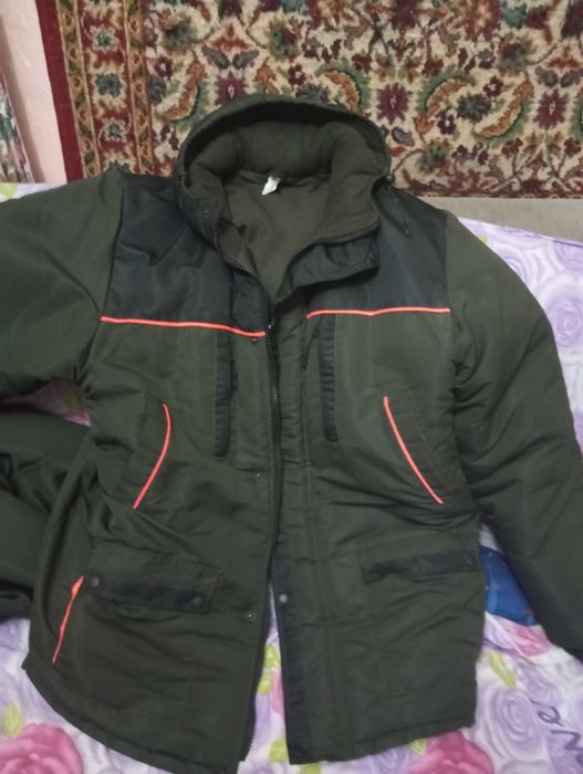 Продам зимний костюм