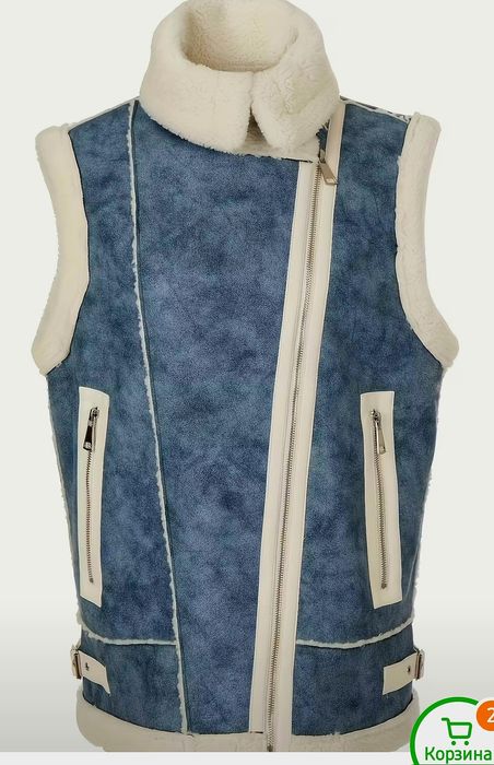 Продам новую безрукавку осень зима