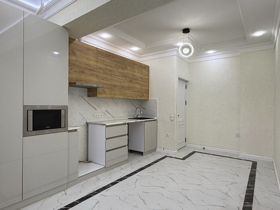 2 комнаты 2/4/10 Лисунова, Sky Builds, Кадышева, Новостройка Кинотеатр