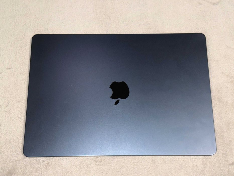 MacBook Air M2 15" | 8GB RAM | 256GB SSD
