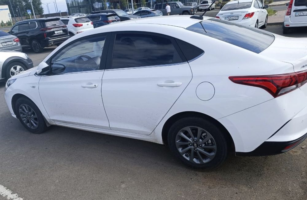 Hyundai Accent 2021 года