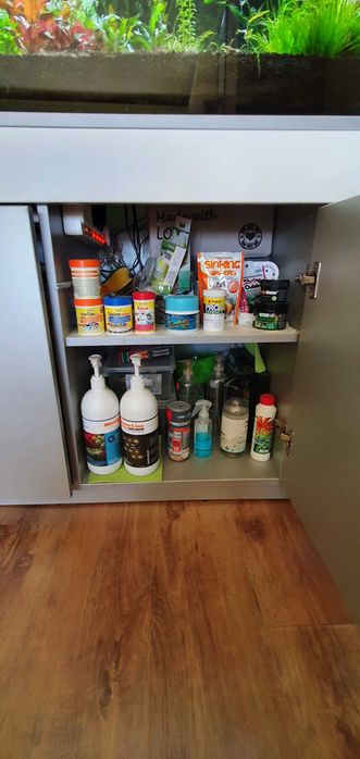 Acvariu 375 litri complet echipat