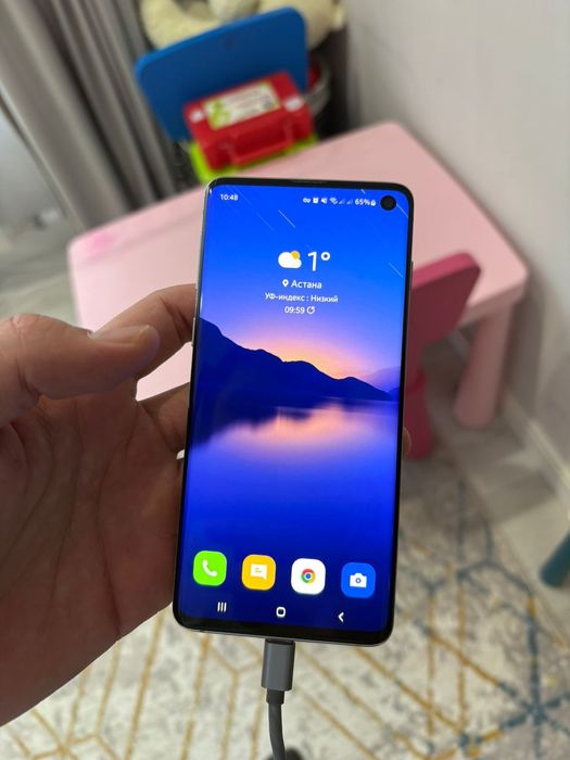 Samsung s10 white 128gb