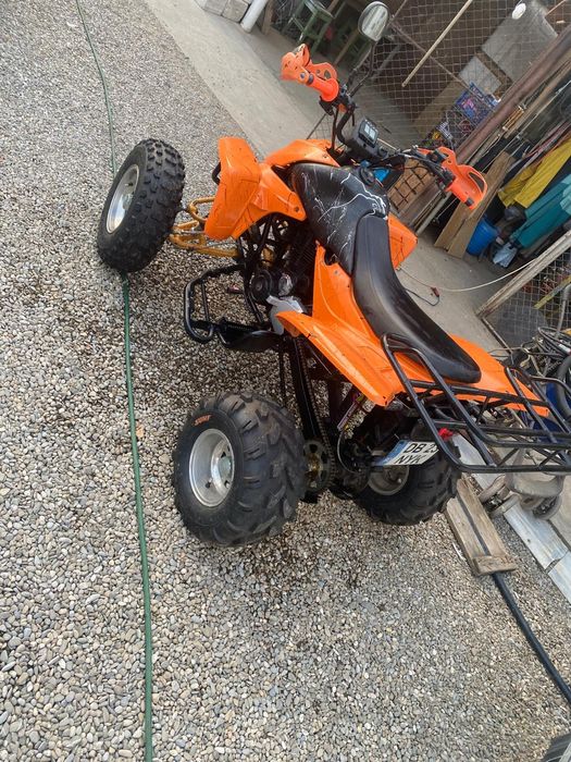 Vând atv shineray