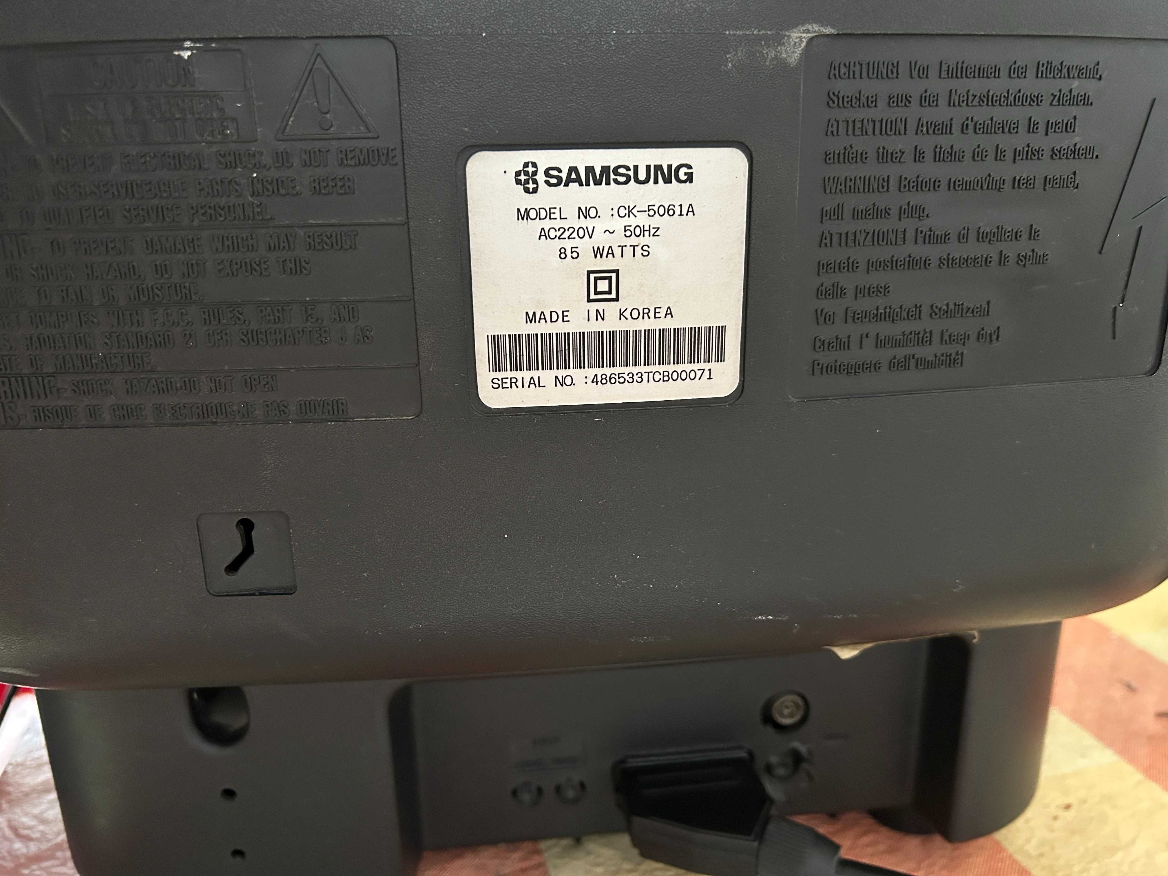 Телевизор Samsung 21инча