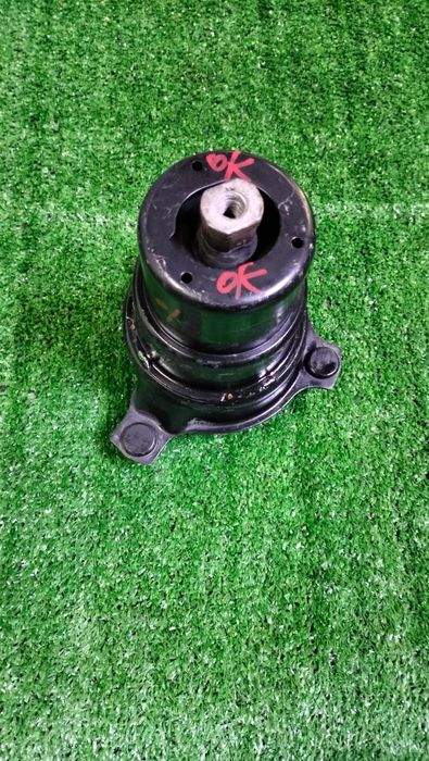 Подушка для Тойота Камри 50