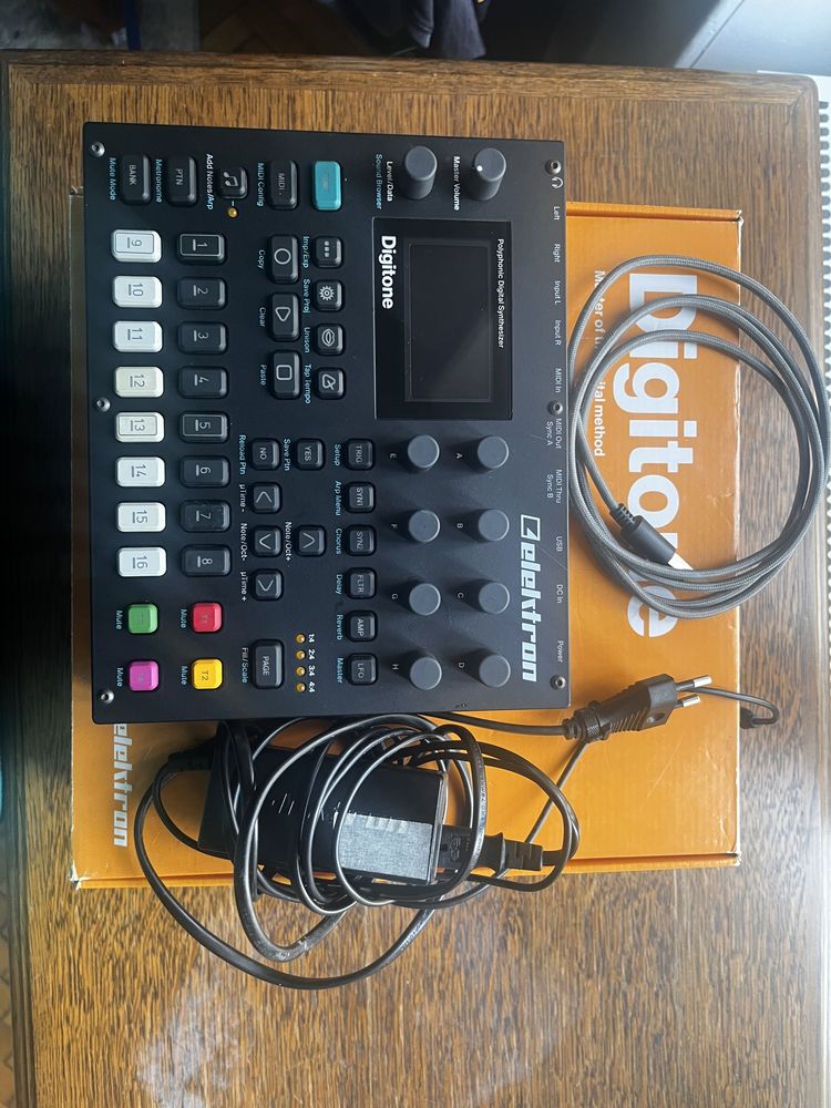 Sintetizator FM Elektron Digitone