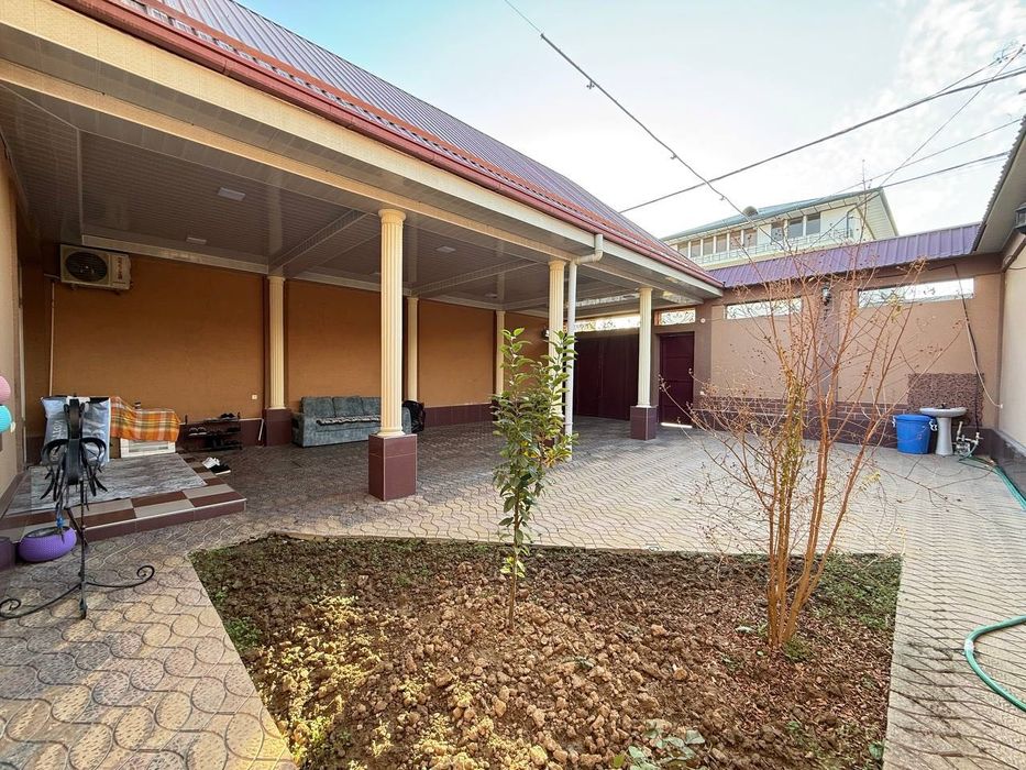 Продаётся Дом

Никитина 
Ориентир: ул. Аральская

2,9 сотки