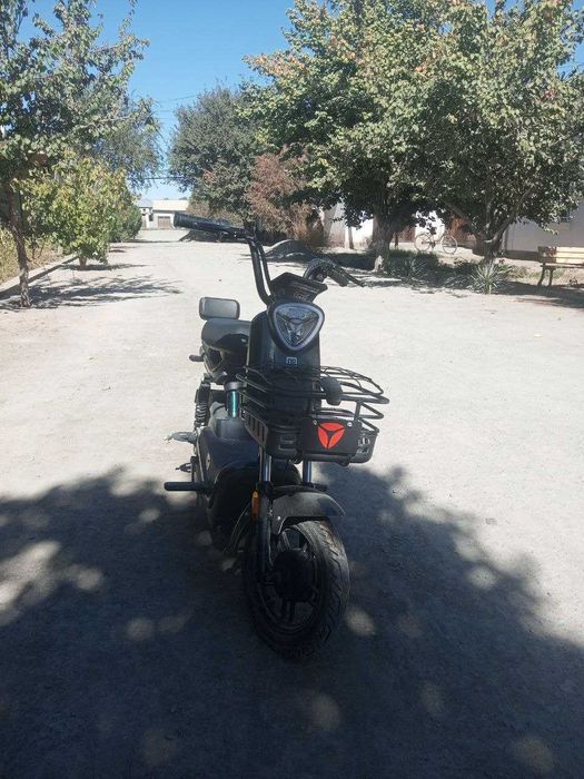 Skuter yaxshi narxda