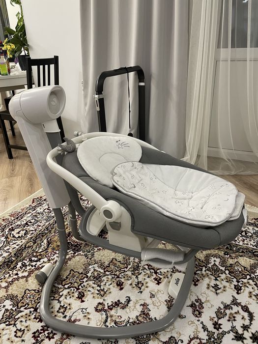 Продам качалку Joie Serina 2 в 1