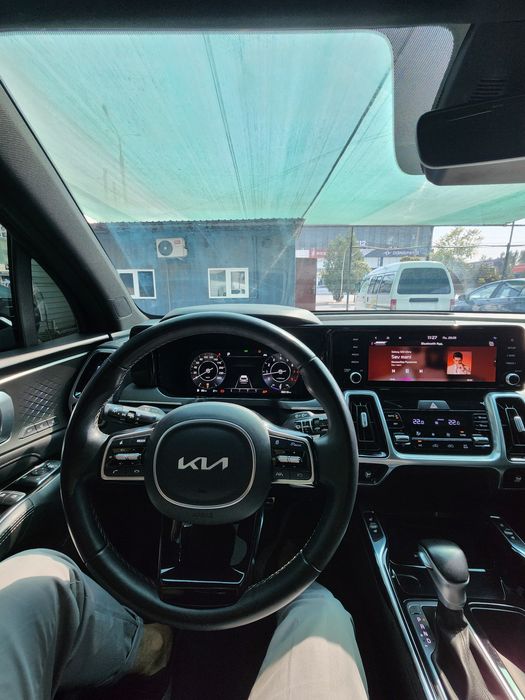 Kia Sorento blac idetion