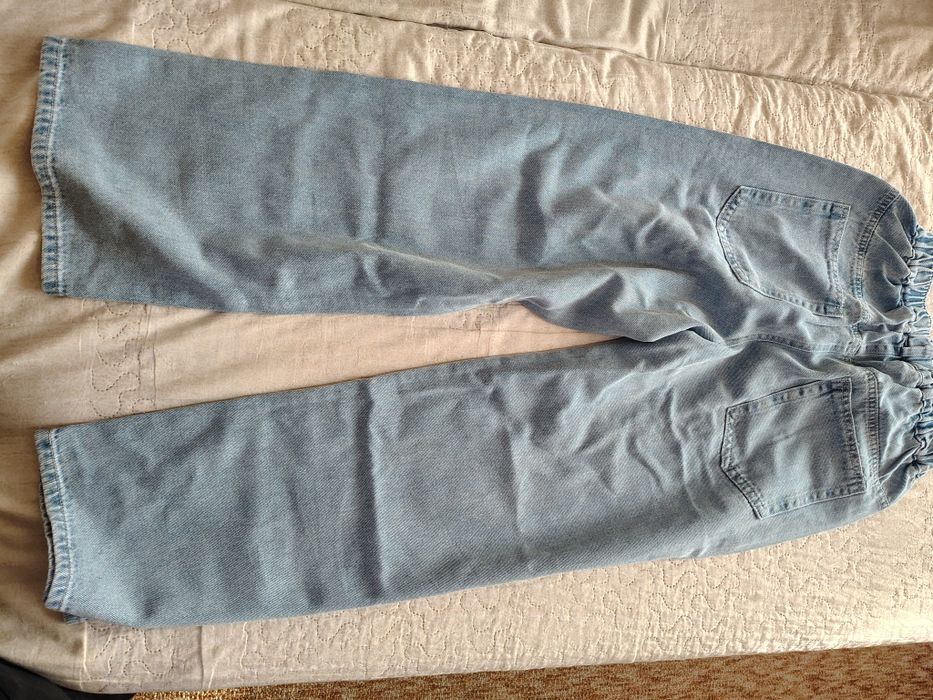 Детски дънки на Стич