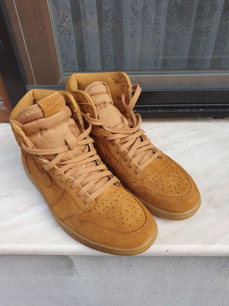 Nike Air Jordan 1 Retro High Wheat